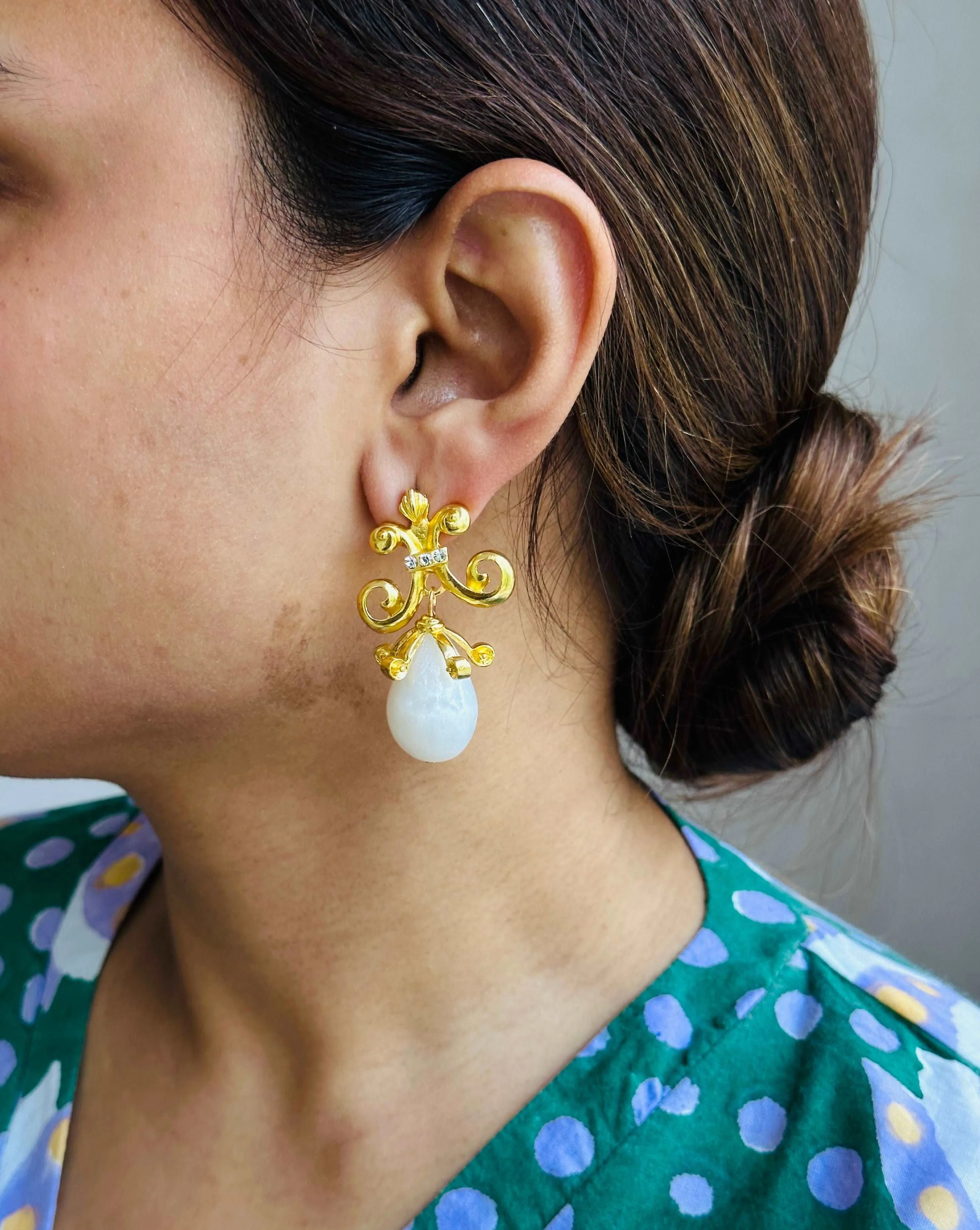 Aashi Earrings