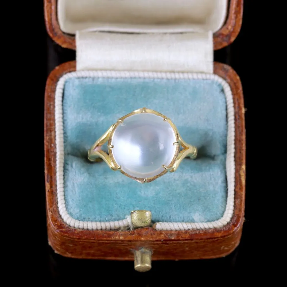 Antique Victorian Moonstone Ring 18Ct Gold Circa 1900