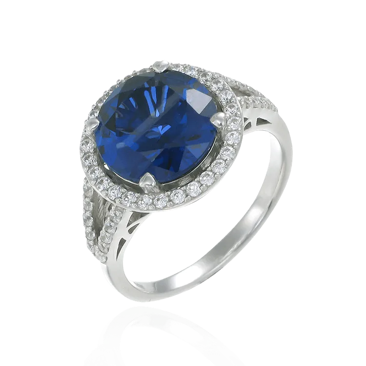 Classic Round Blue Sapphire Ring with Halo