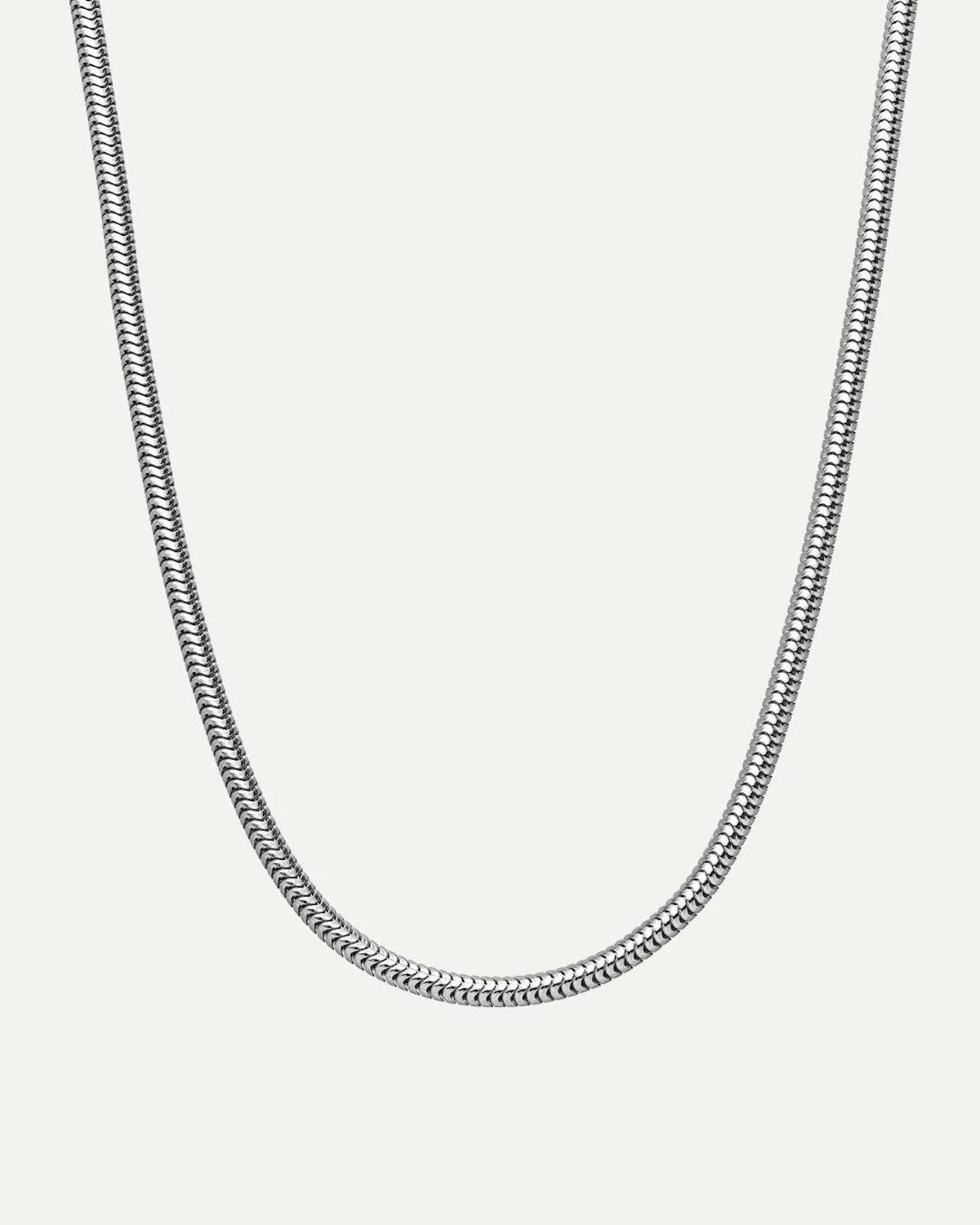 DEAR DARLING BERLIN DELICATE SHORT SNAKE NECKLACE SILVER