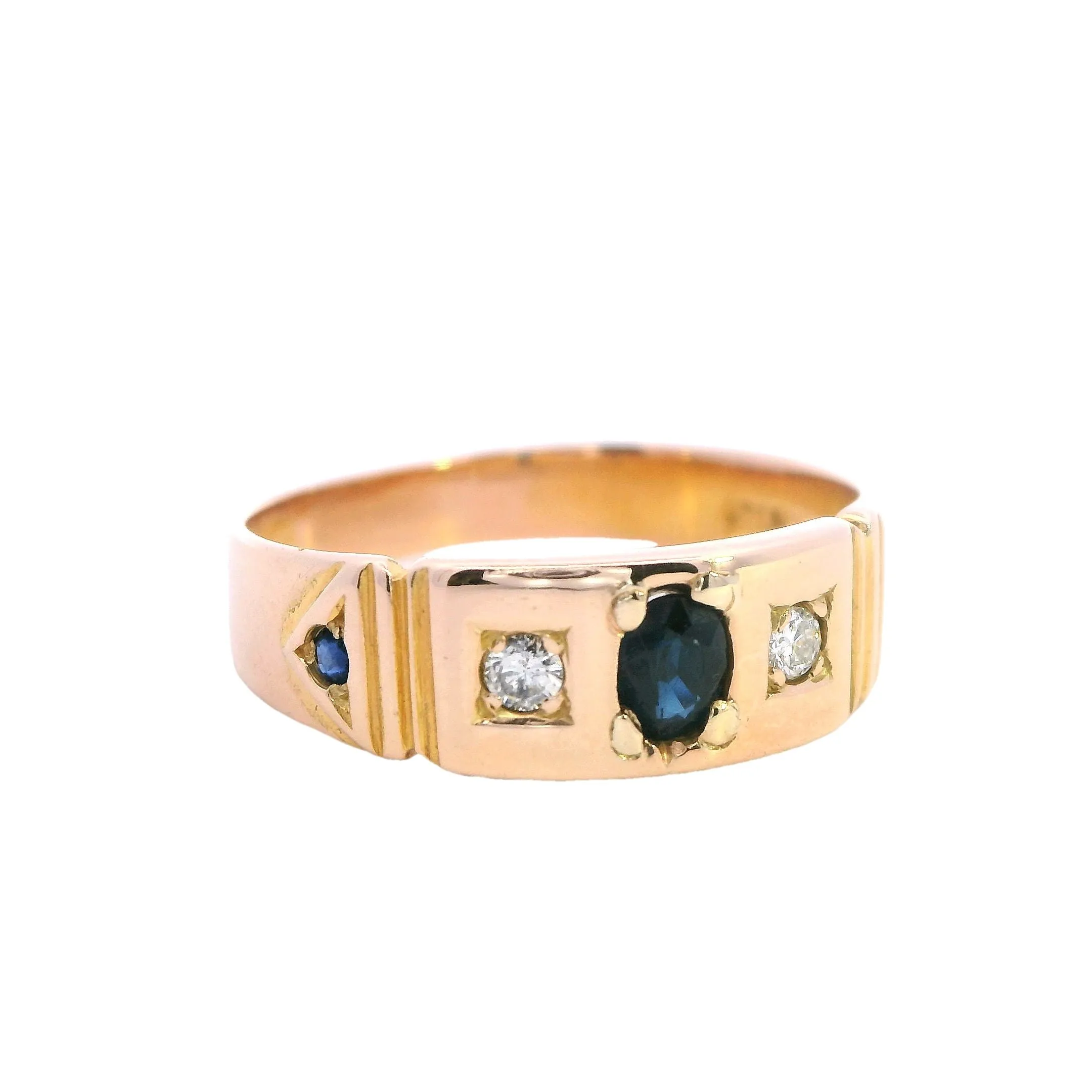 Exquisite Yellow Gold Sapphire Ring - Timeless Elegance