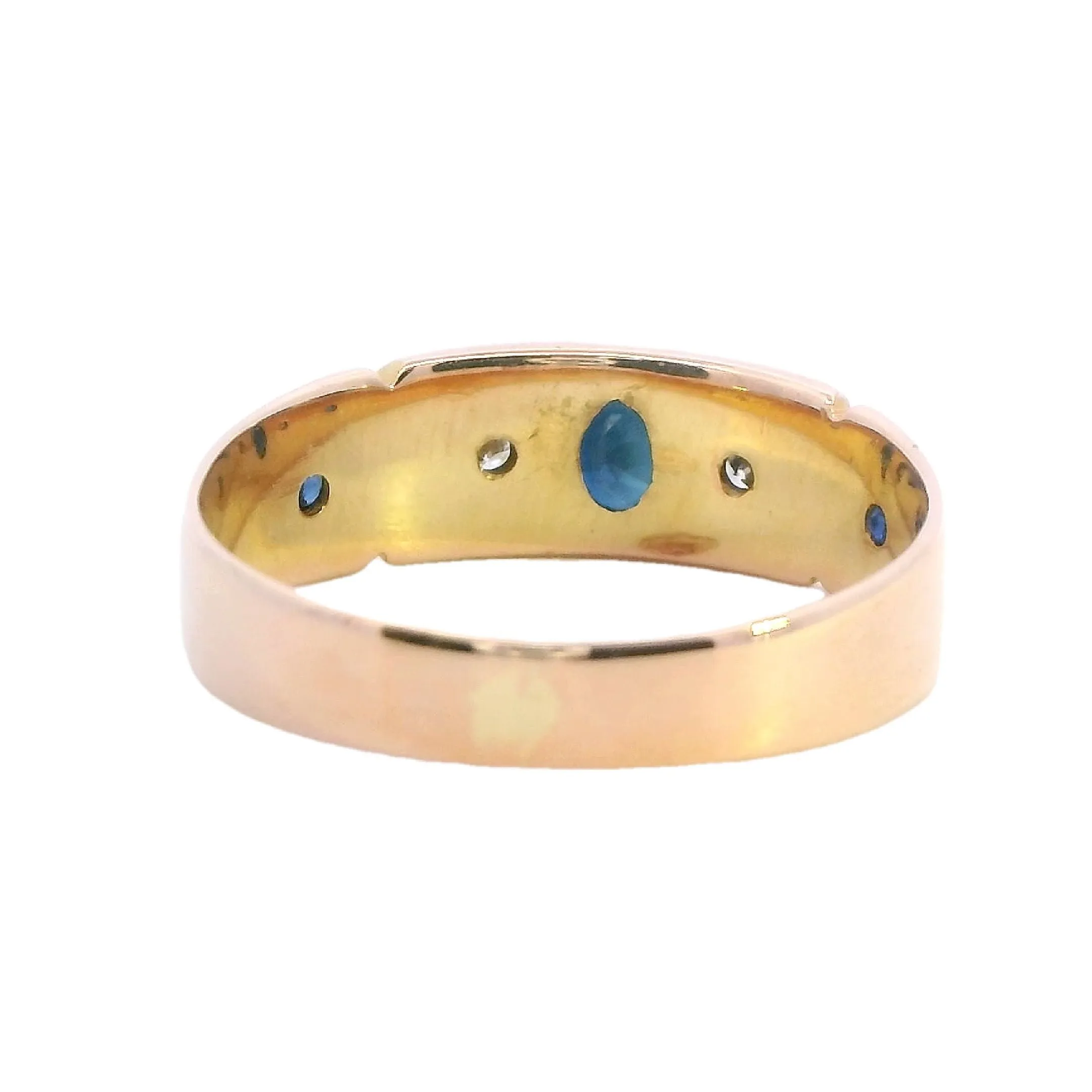 Exquisite Yellow Gold Sapphire Ring - Timeless Elegance