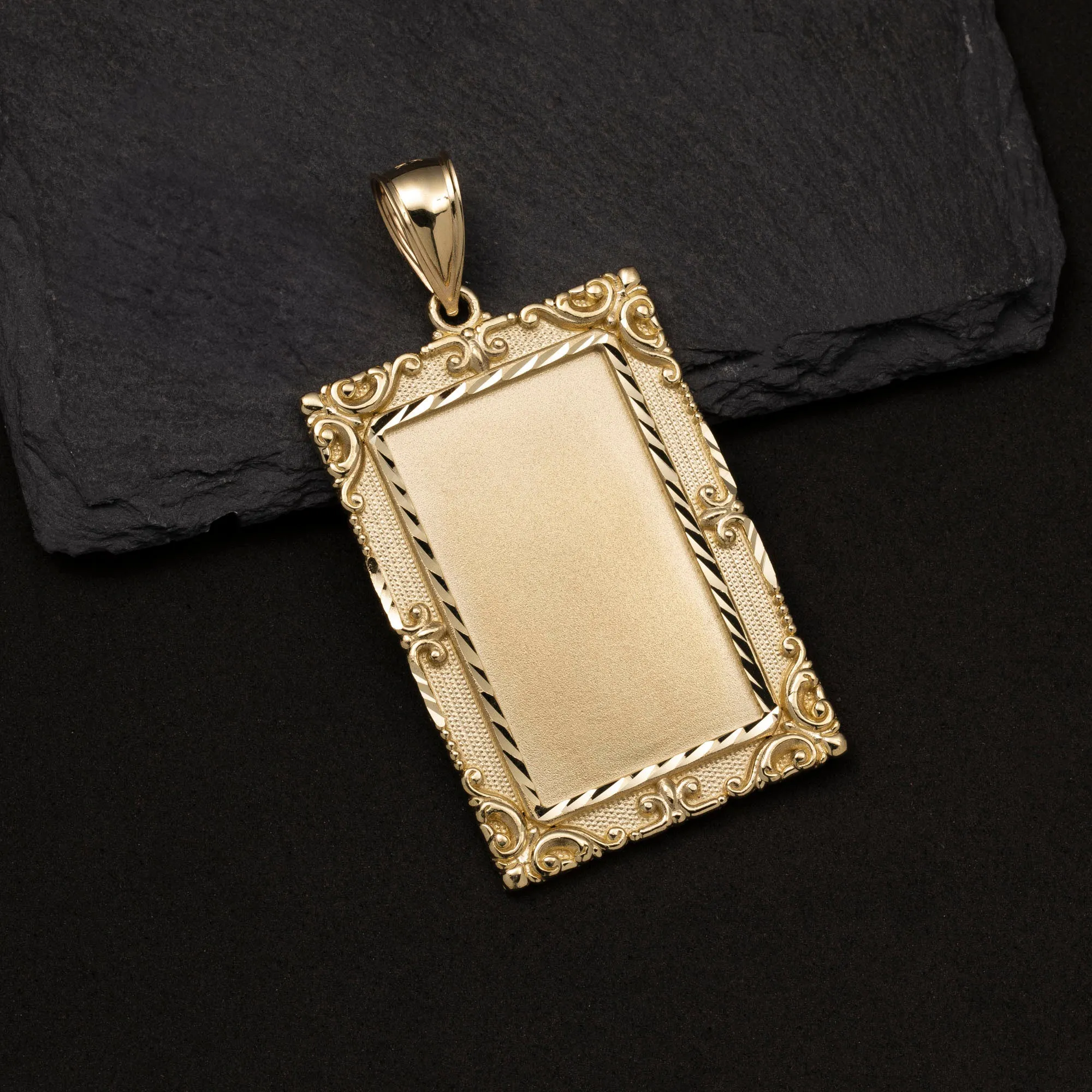 Framed Picture Memory Pendant Medallion 10K Yellow Gold