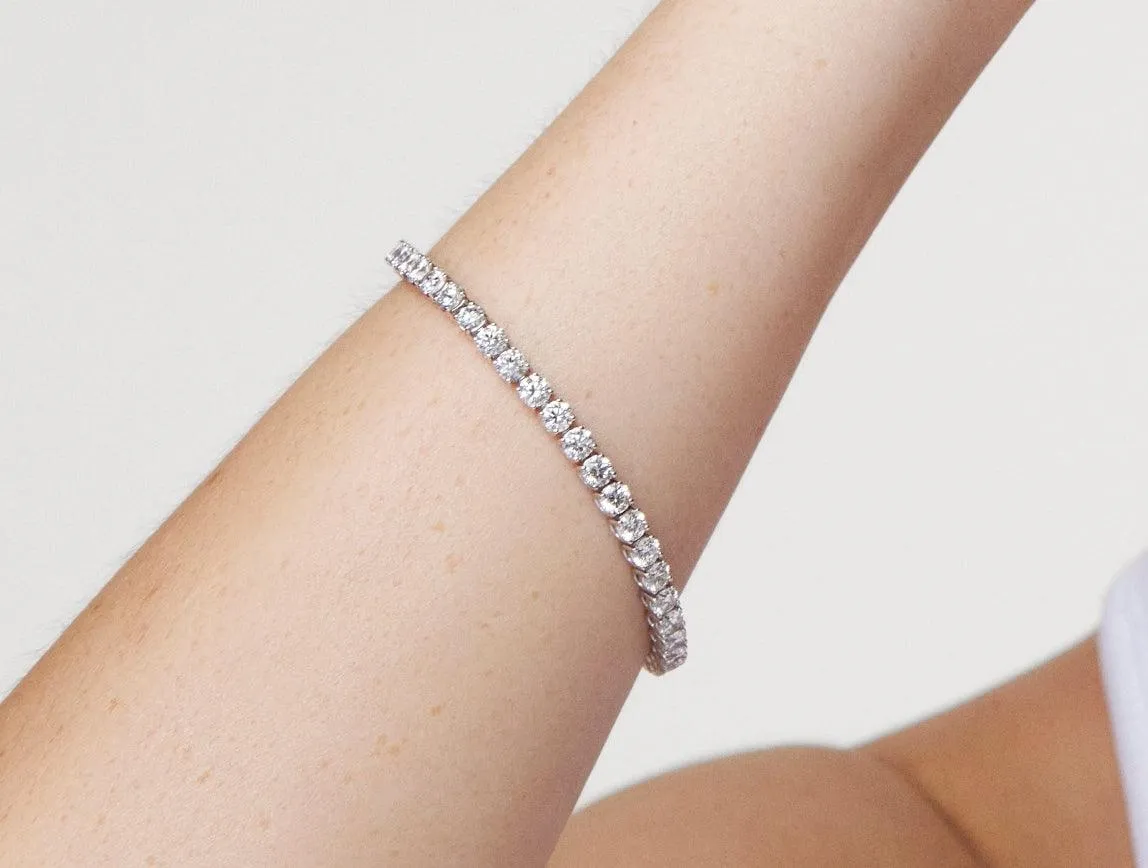 Lab-Grown Diamond Medium Tennis Bracelet - E/F color, 7 length | White