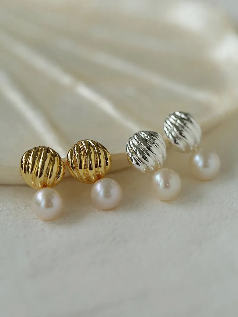 Metal Shell Pearl Drop Earrings