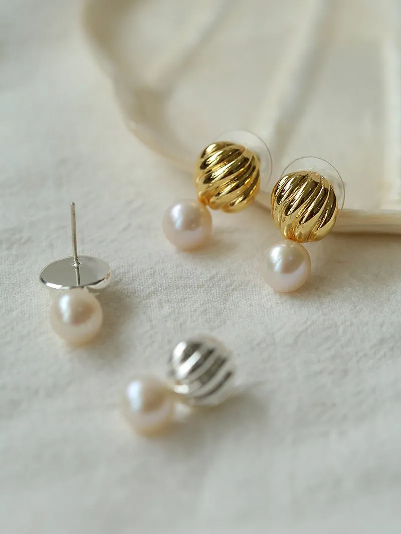 Metal Shell Pearl Drop Earrings