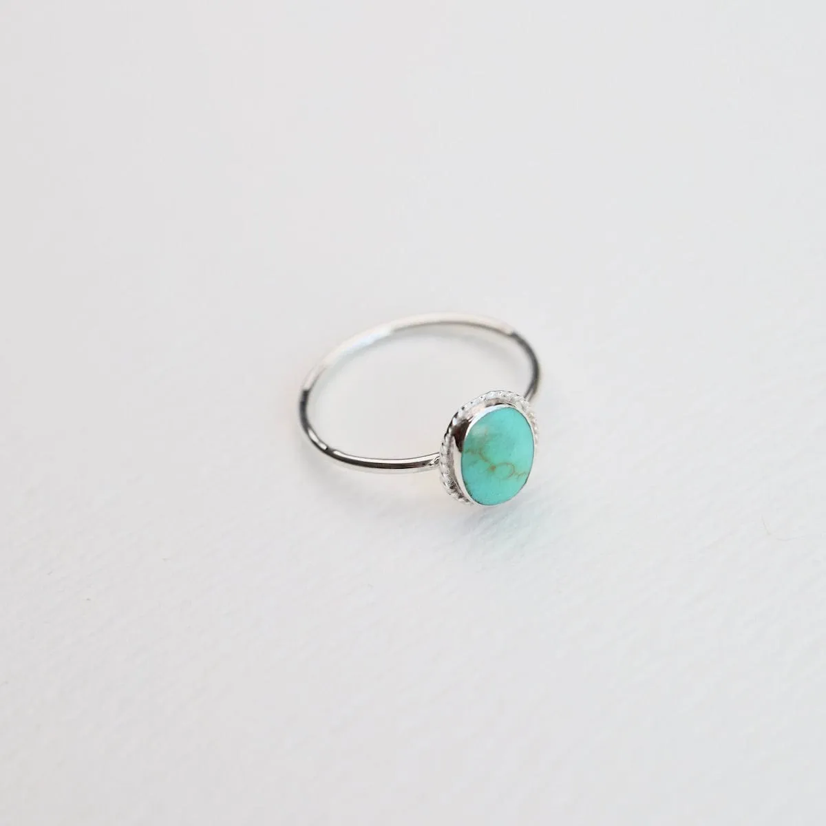 Oval Compressed Turquoise Silver Ring