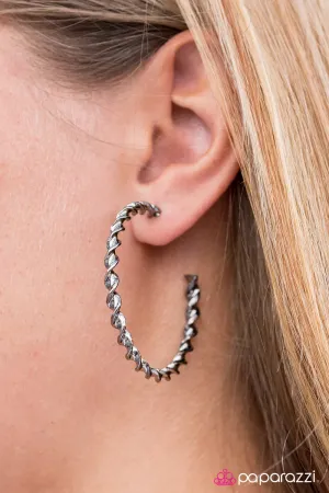 Paparazzi Earring ~ A Whirl and A Twirl - Black