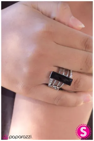 Paparazzi Ring ~ Jewel Of the Nile - Black