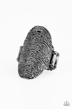 Paparazzi Ring ~ Record-Breaking Ripple - Black