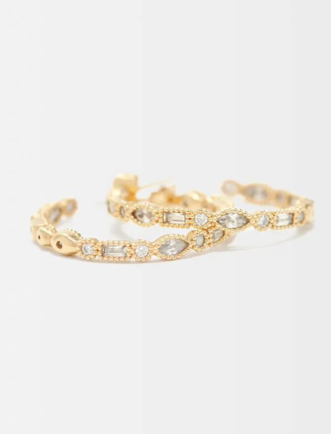 SOPHISTICATED HOOP EARRINGS