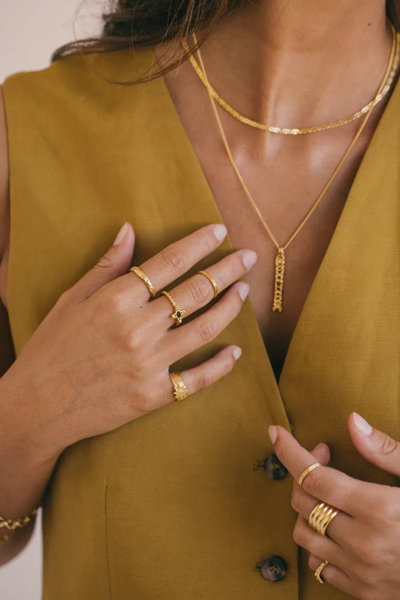 Timeless black ring gold plated